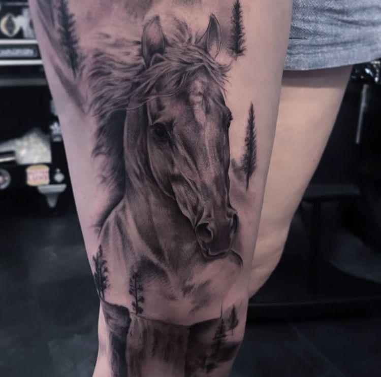 Horse Leg Piece